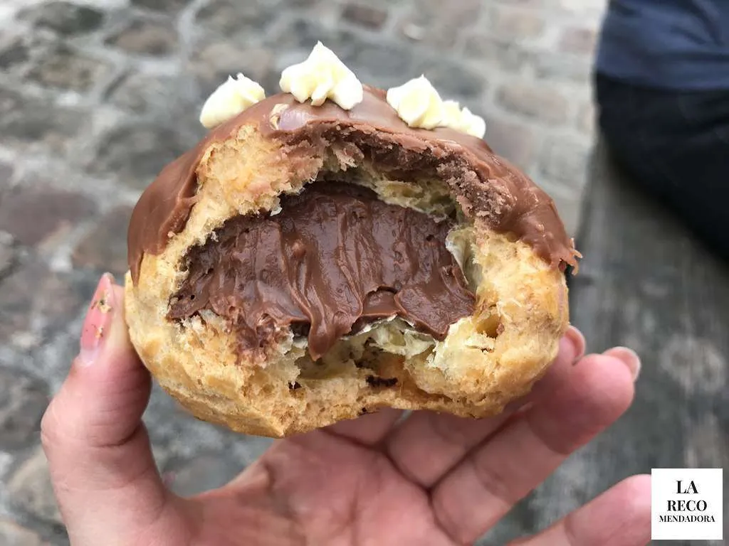 RUTA de 4 DIAS por CHAMPAGNE en FRANCIA - Ruta de 4 dias por la region de Champagne en Francia 554 Un rico pastel que me comí en Provins